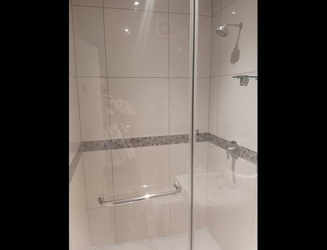 2 BEDROOM APARTMENT FOR SALE IN UMHLANGA RIDGE